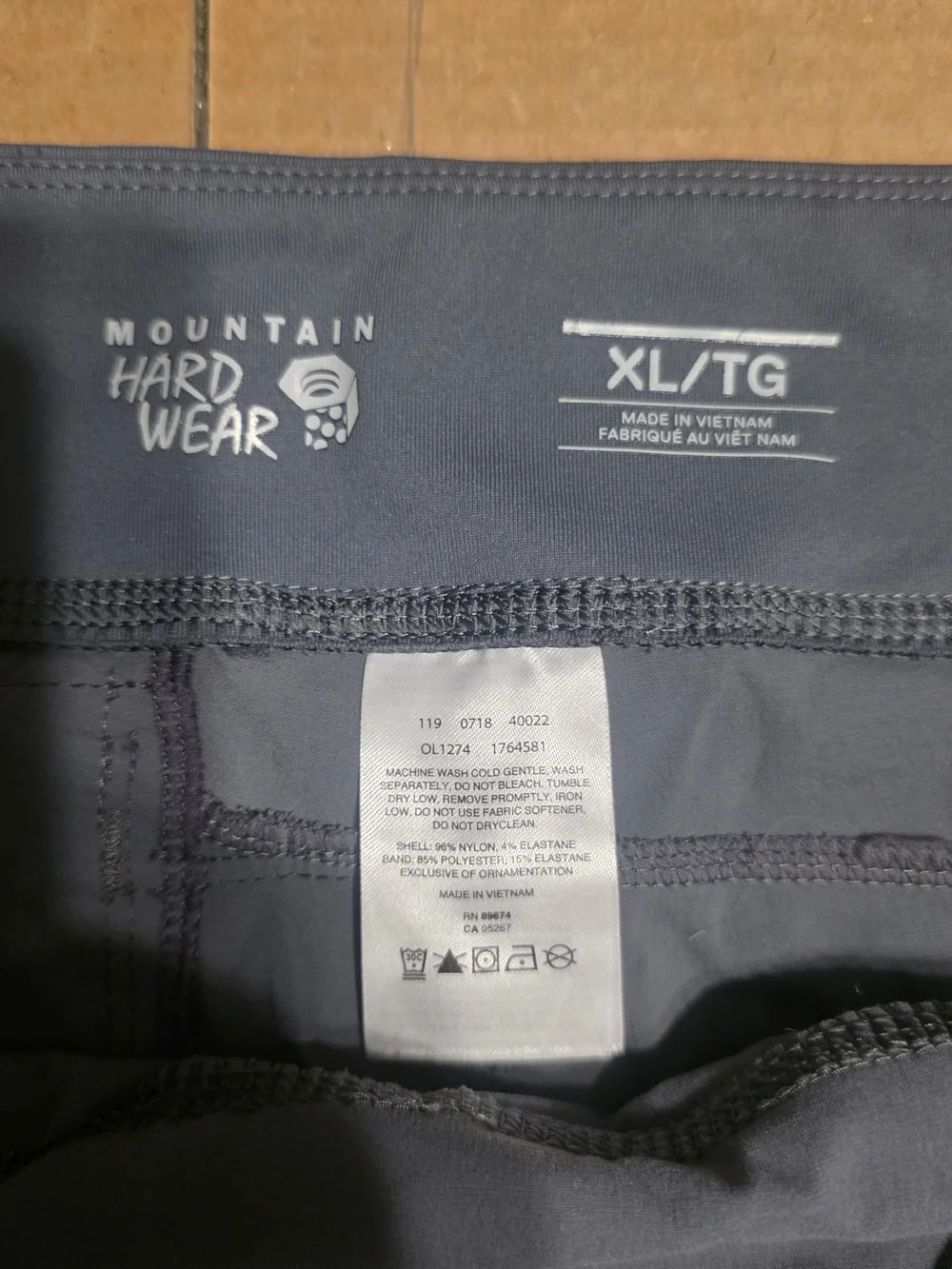 Mountain Hardwear Women's Gray Performance Shorts with Zip Pocket